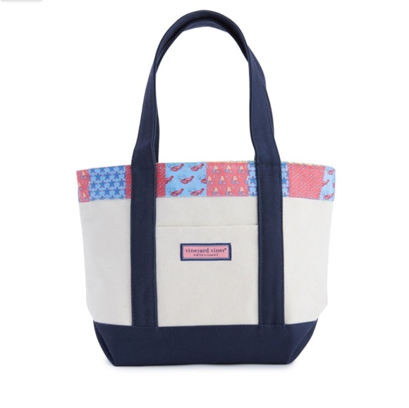 Vineyard Vines Handbags - Vineyards Vine mini tote